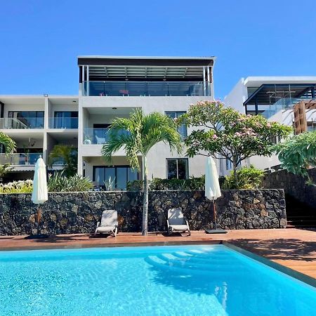 Luxury Beach House With Spectacular Sea View And Pool Trou aux Biches Exteriör bild