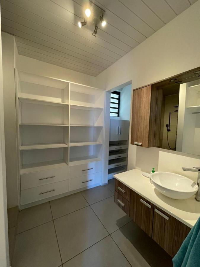 Luxury Beach House With Spectacular Sea View And Pool Trou aux Biches Exteriör bild